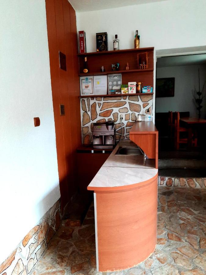 Guesthouse Classic Доспат Екстер'єр фото