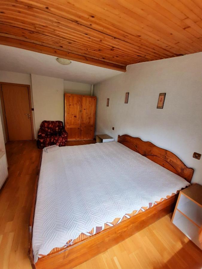 Guesthouse Classic Доспат Екстер'єр фото