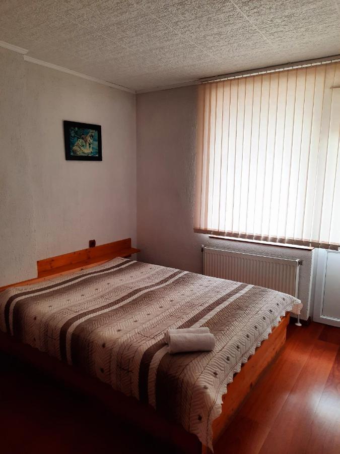 Guesthouse Classic Доспат Екстер'єр фото